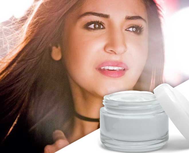 जार में आने वाली क्रीम्स These Makeup Products Should Never Share With Others inside