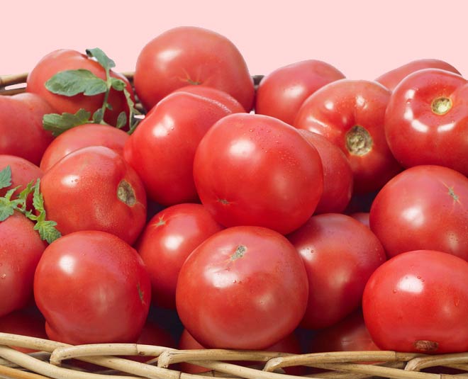 टमाटर Use these Kitchen Ingredients For immaculate and clear skin inside