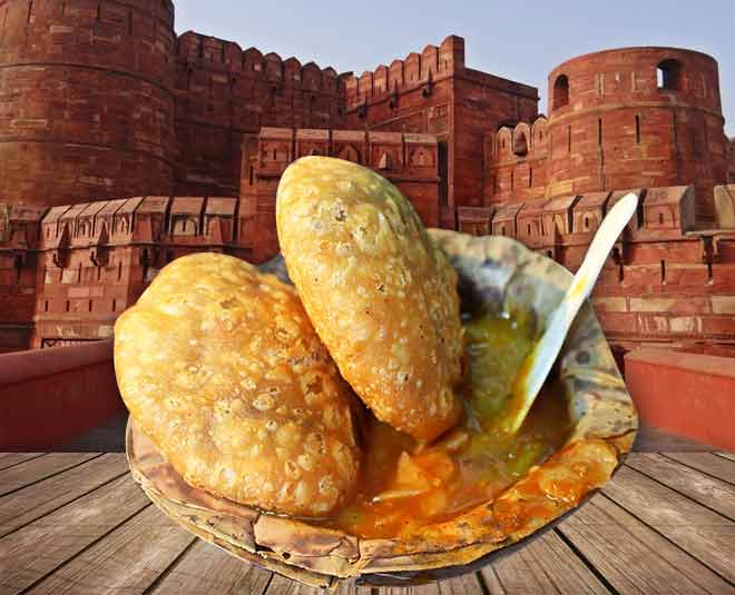 agra famous food items inside 