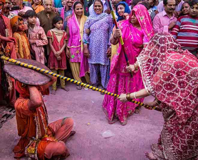holi celebration Lath mar holi