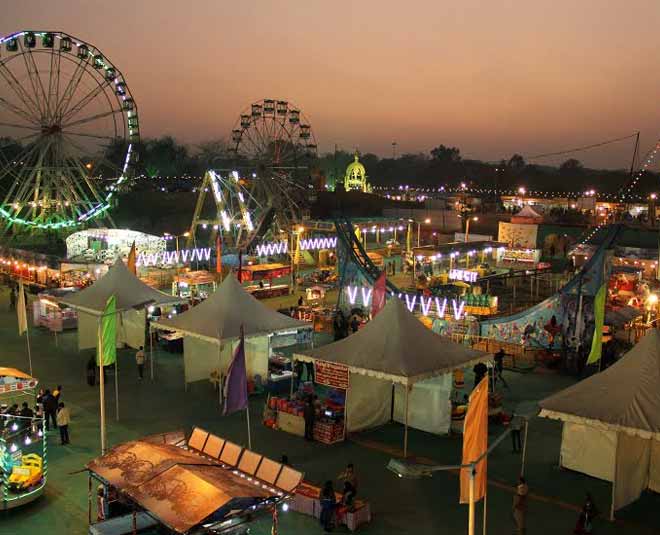 surajkund fair inside 