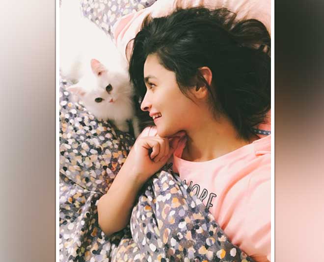 नींद पूरी करें tips to look beautiful sleeping