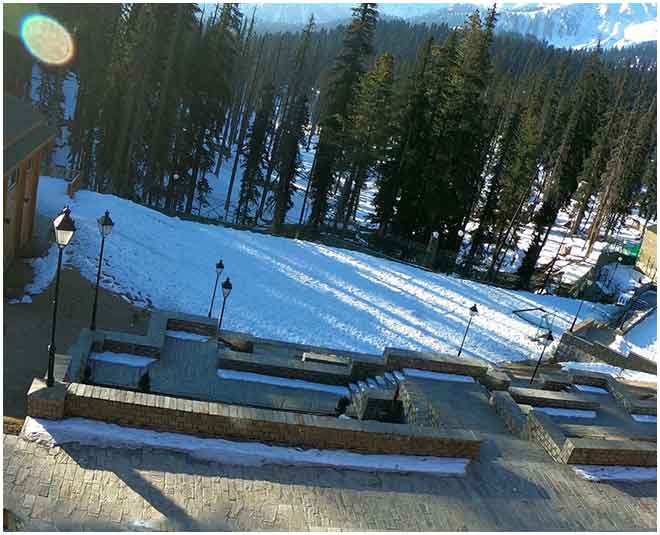 hiten and gauri travel  ()