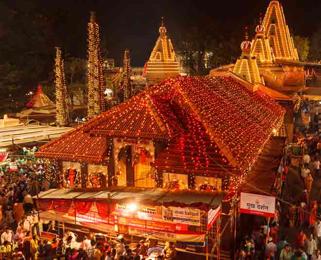 sabrimala mandir women age certificate inside