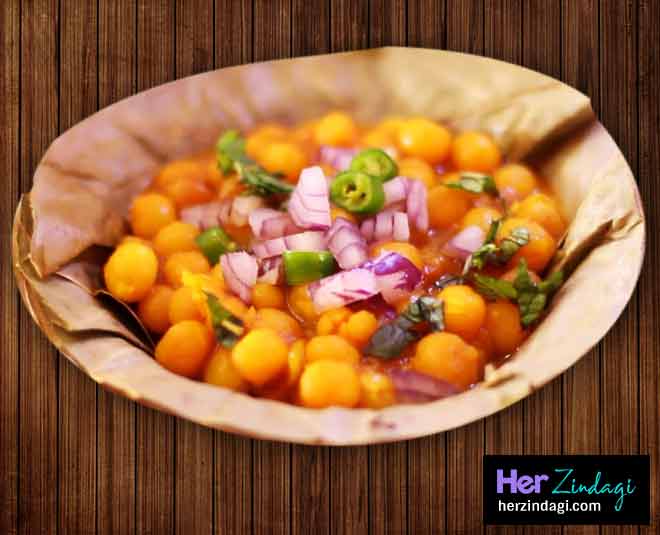 divayanka tripath ghugni inside 