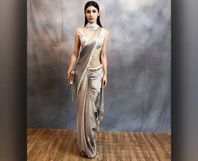 mouni roy manish malhotra satan saree