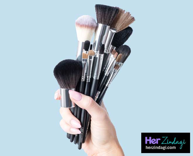 Makeup tips for those whose eyes filled with water during makeup  