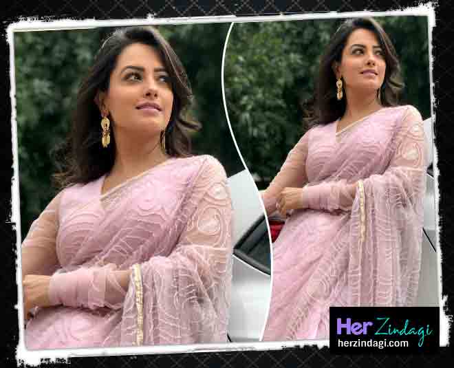 नेट की डिज़ाइनर साड़ी में अनिता हसनंदानी anita pink net saree