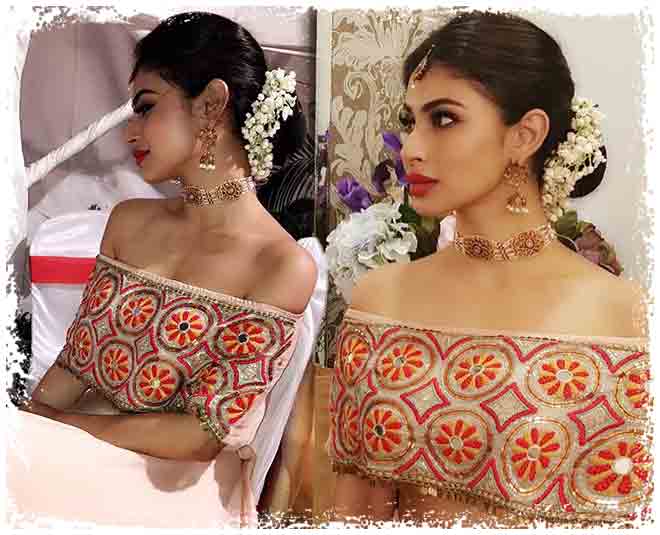 डिज़ाइनर रोशनी चोपड़ा के लहंगे में मौनी रॉय mouni roy off shoulder lehenga look