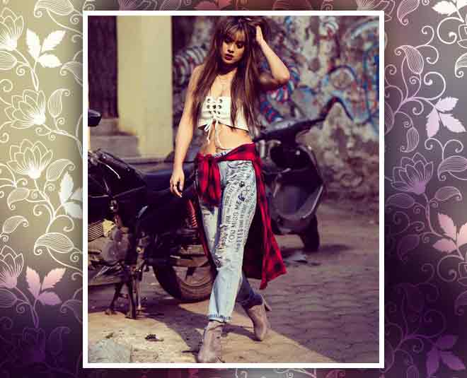 निया शर्मा के हॉट क्लीवेज अवतार nia sharma jeans top