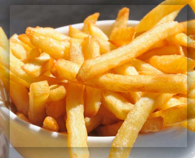 These things cause the pimples in summer in