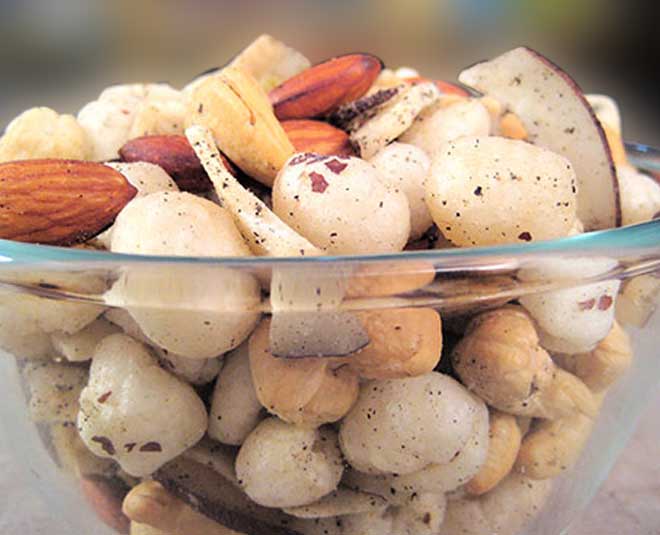 dry fruit namkeen inside 