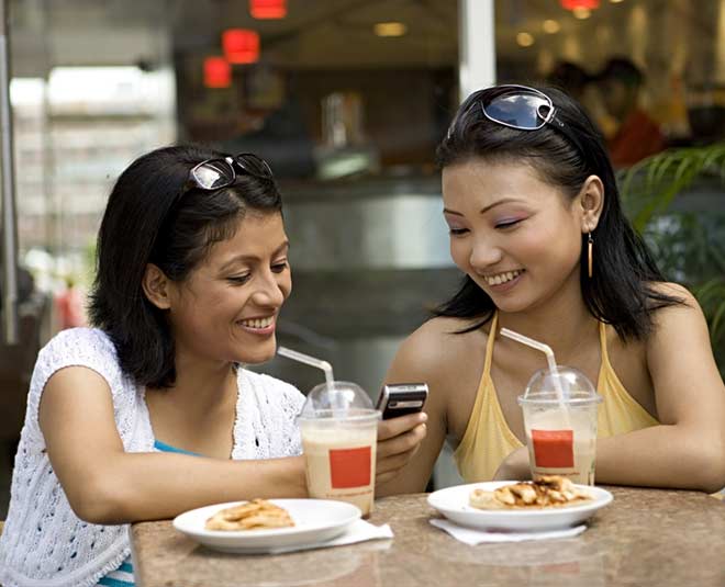 five ways to spend your time in airport when your flight is delay  ()