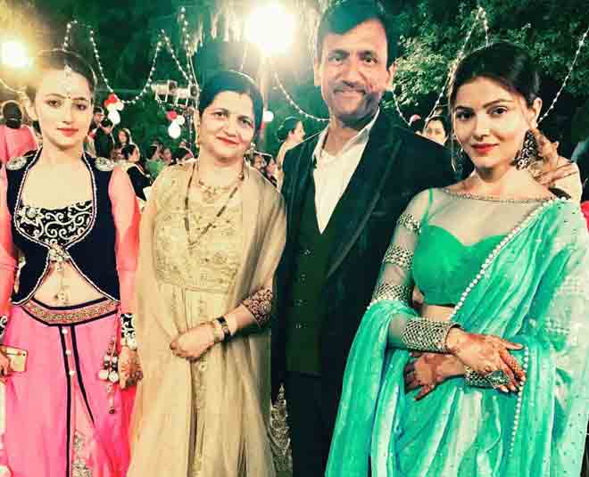 Rubina Dilaik talking about mothers day ()