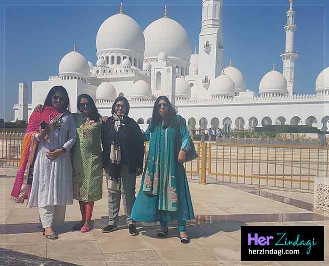 dubai girl gang trip 