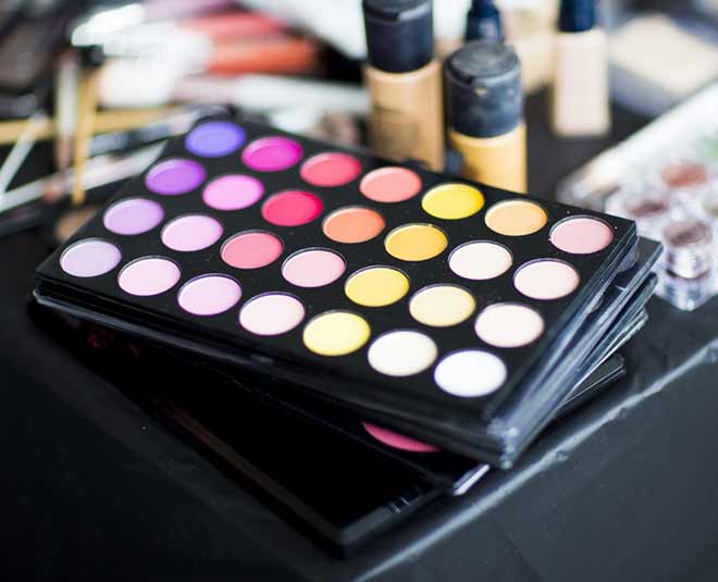 eye shadow beauty tricks