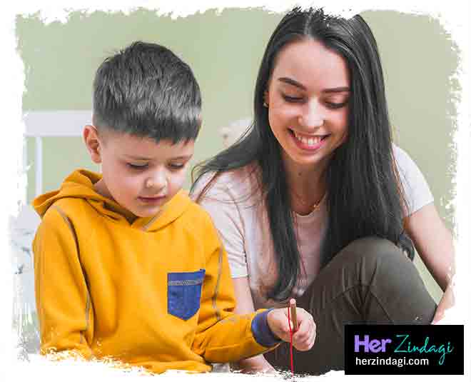 inside kid working mother