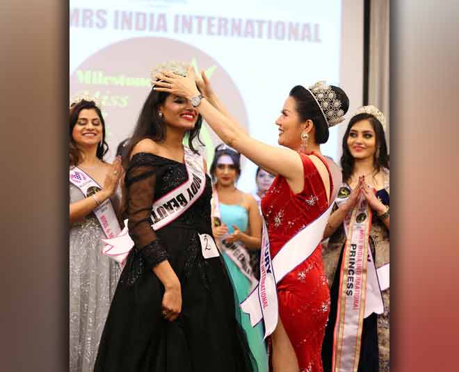 mrs india international tejaswani  ()