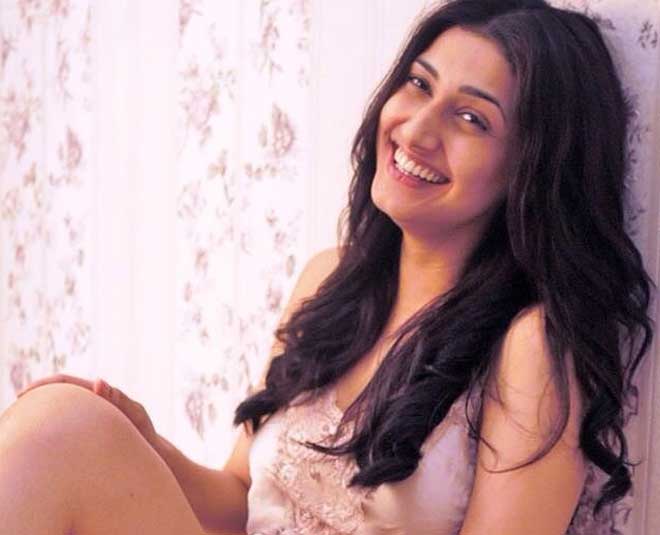 ragini khana fitness ()