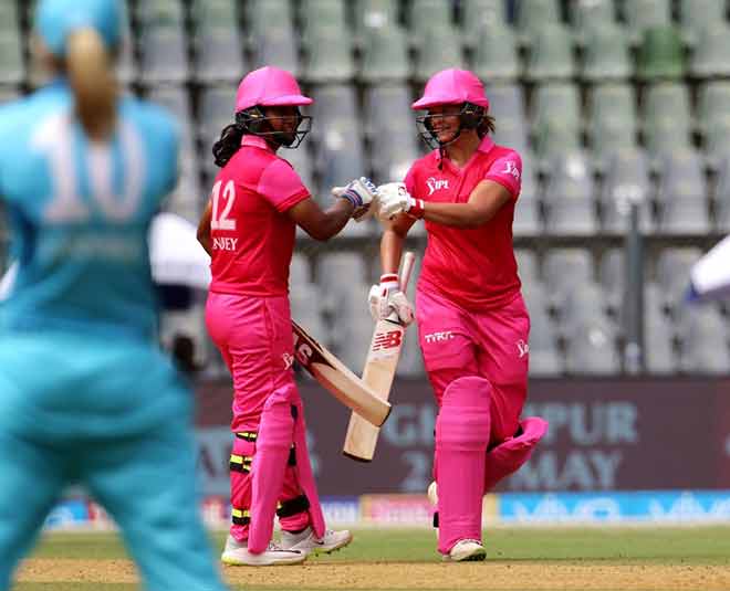 women crickter team ipl inside