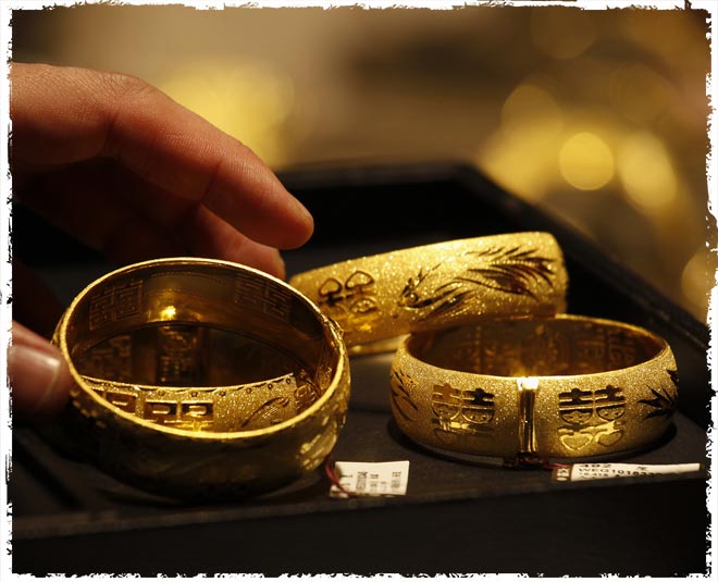 Dhanteras  gold shopping from famous countries 