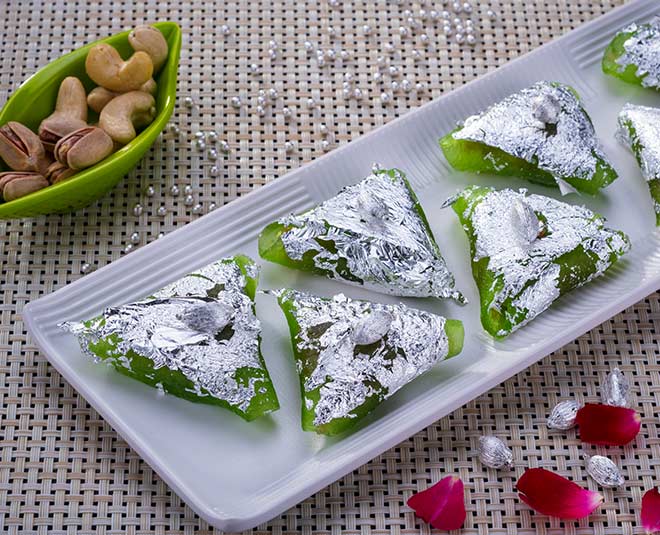 Diwali  five important prasad for devi lakshmi puja 