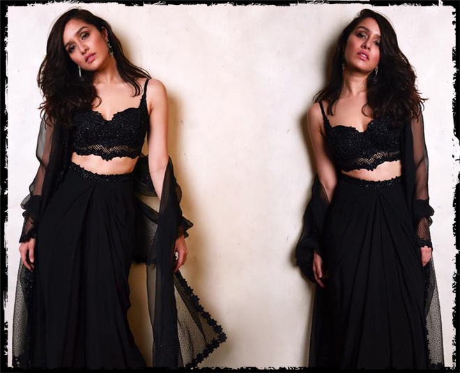 black colour is the new festive look 