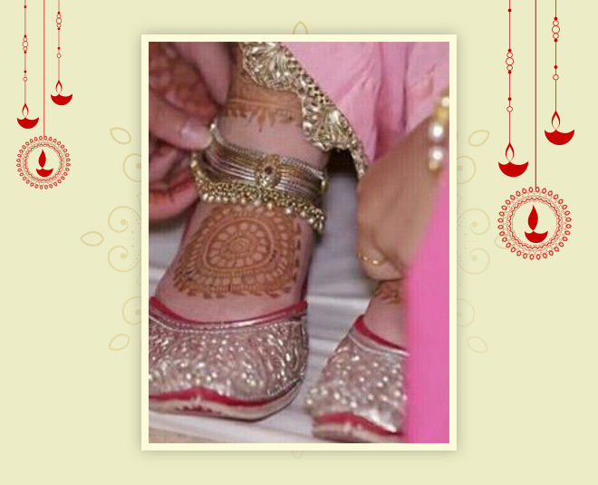 jaali payal design