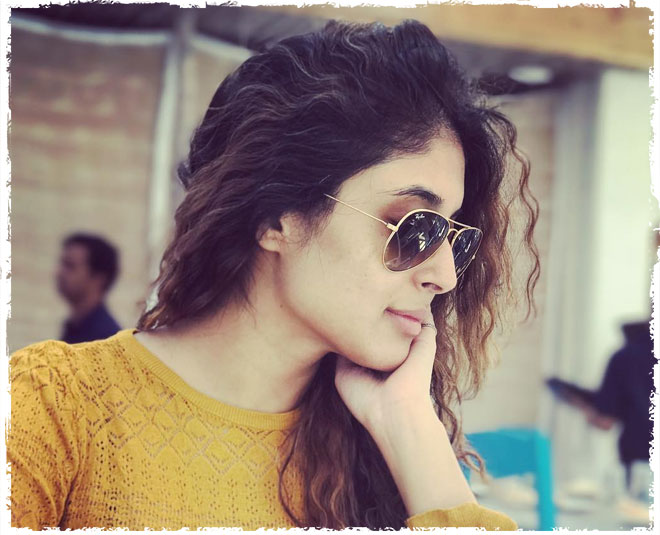 kritika kamra sharing the  benefits of yoga 