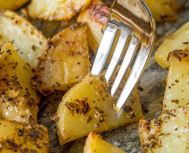 Diet: Eat Potatoes If You Want To Lose Weight | HerZindagi