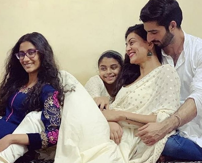 sushmita sen diwali home rohman