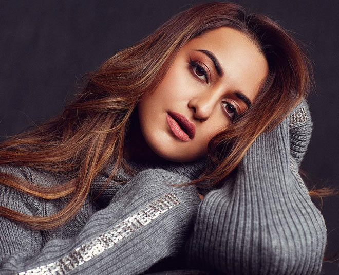 winter fashion hacks to look stylish inside 