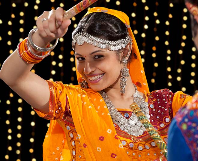 Dandia dev diwali dusshara festivals are celebrated in different way visit these cities 