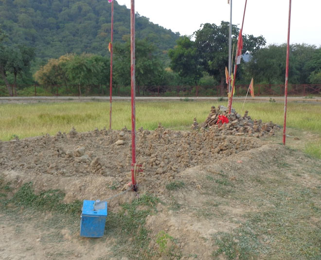 goddess durga necklace worship in maihar temple at madhya Pradesh
