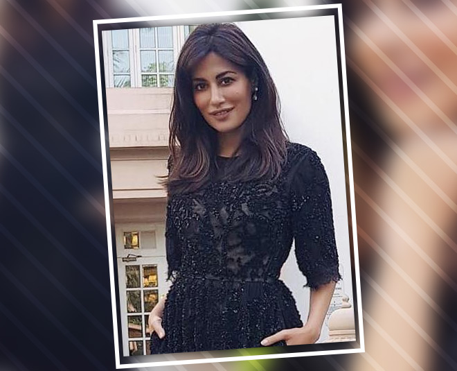 hair parting according bollywood actresses 