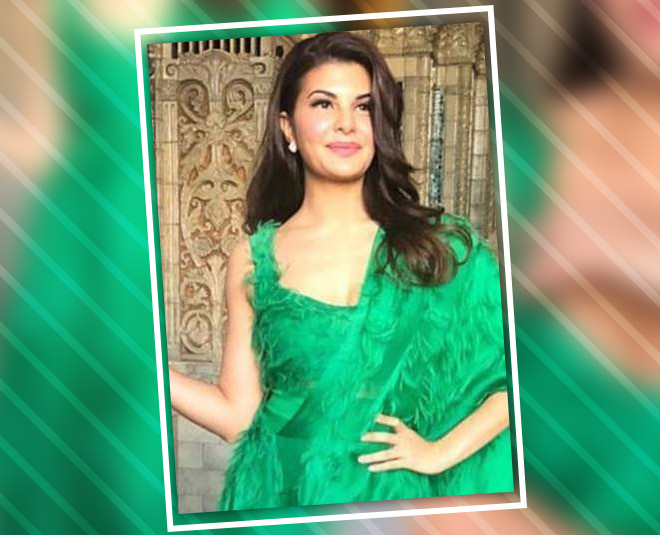 hair parting according bollywood actresses 