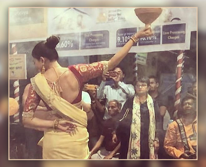 sushmita sen dhunuchi naach