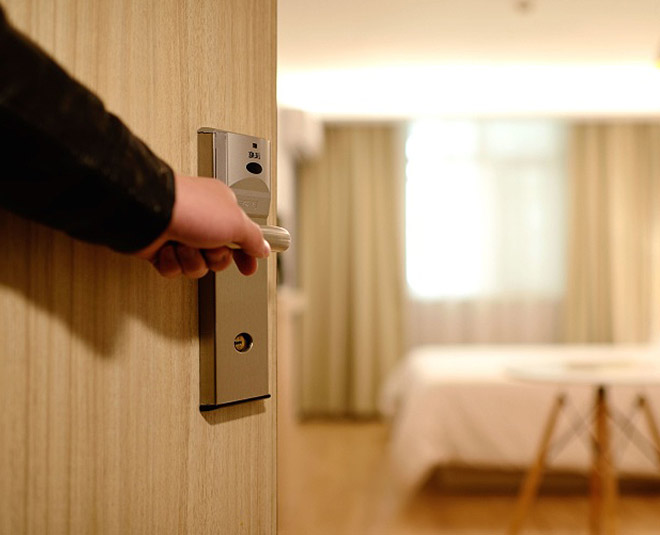 Be alert touch of another mobile phone will make you sick   