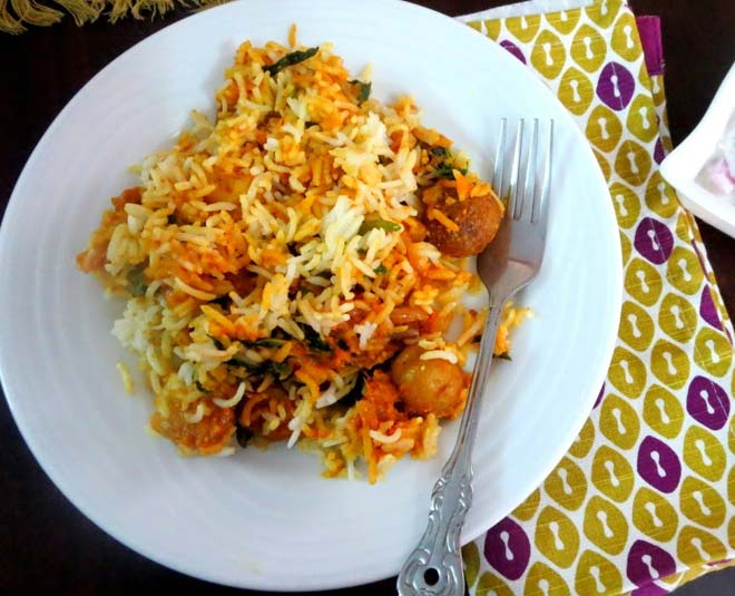 aloo dum biryani homemade recipe