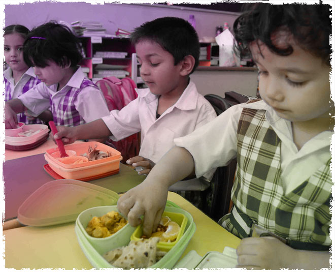 children healthy tiffin inside