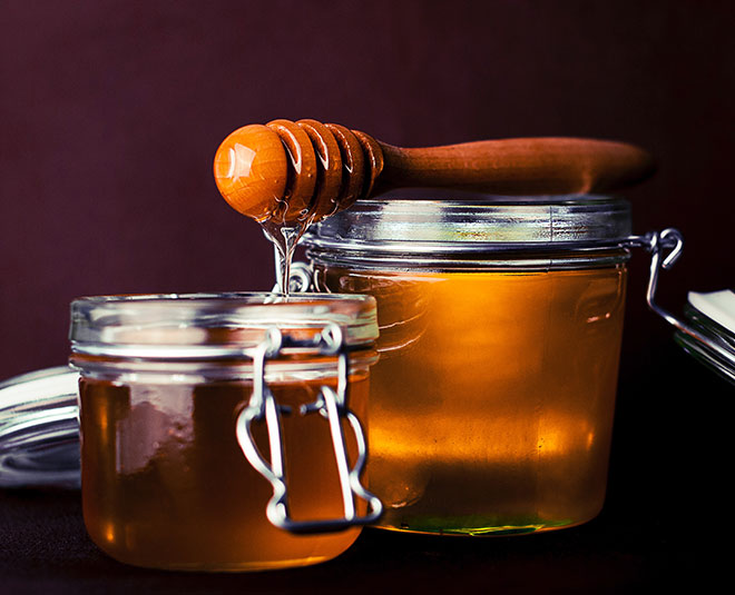 honey srtraight hair