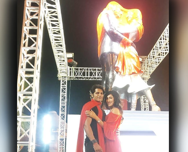 kasauti zindagi  statue