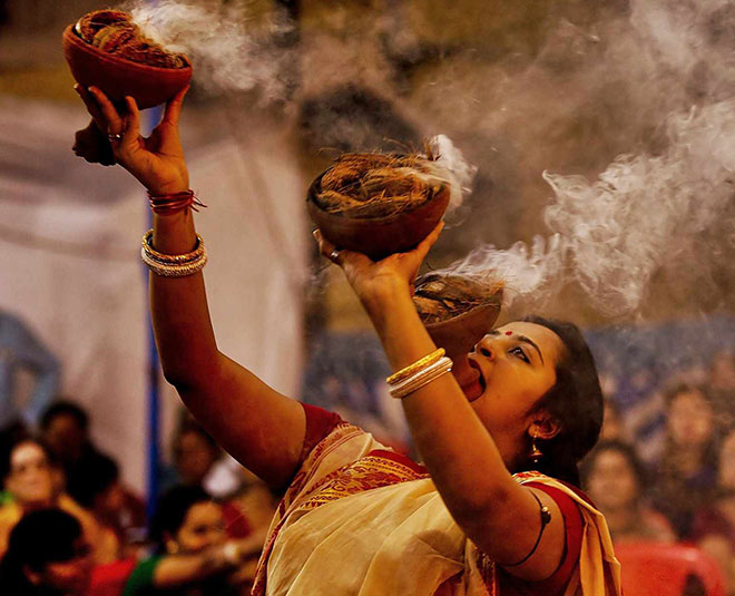 kolkata durga pooja bollywood 