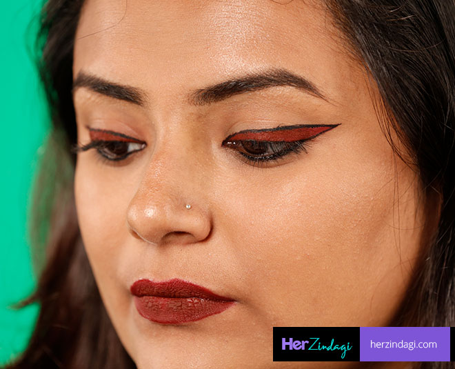 latest makeup eyeliner lipstick