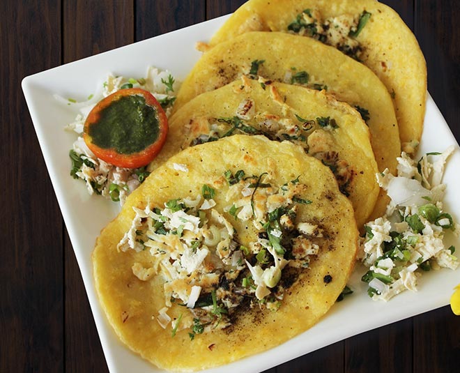 rava uttapam with besan recipe