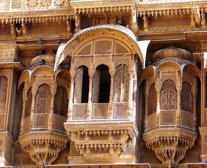 village of beautiful havelis in rajasthan isha ambani in laws house