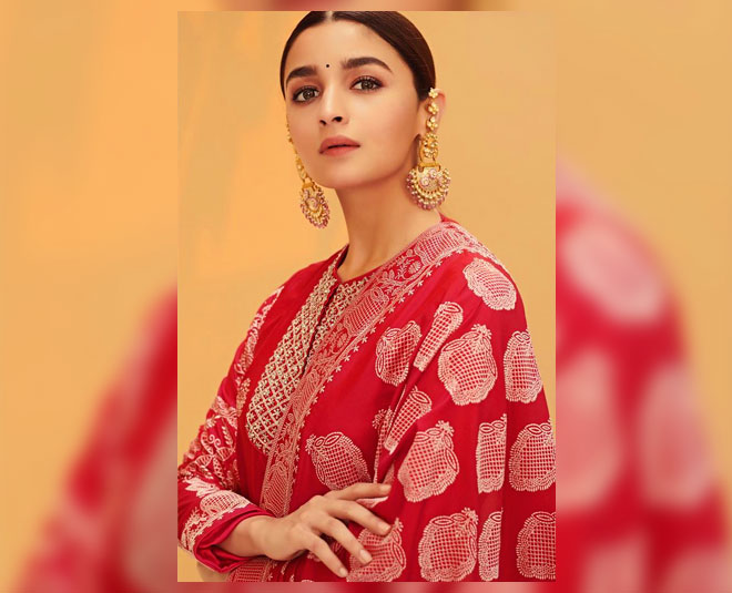 Alia bhatt kalank actress new ethinc look will gives you serious fashion goals