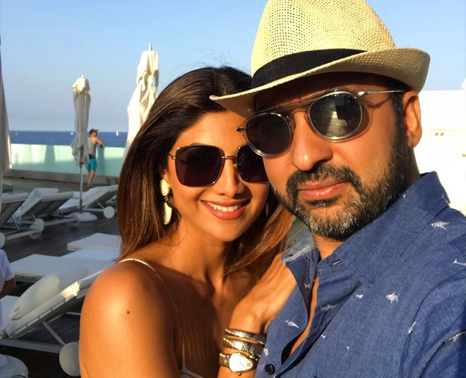 Fitness Freak Shilpa Shetty  Husband Raj Kundra Writes Romantic Comment On Her Picture