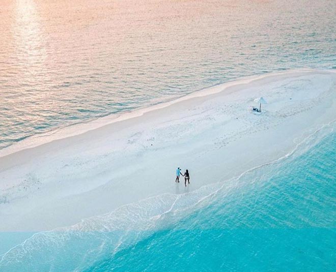 aishwarya rai bachchan and abhishek bachchan celebrates marriage anniversary at maldives  