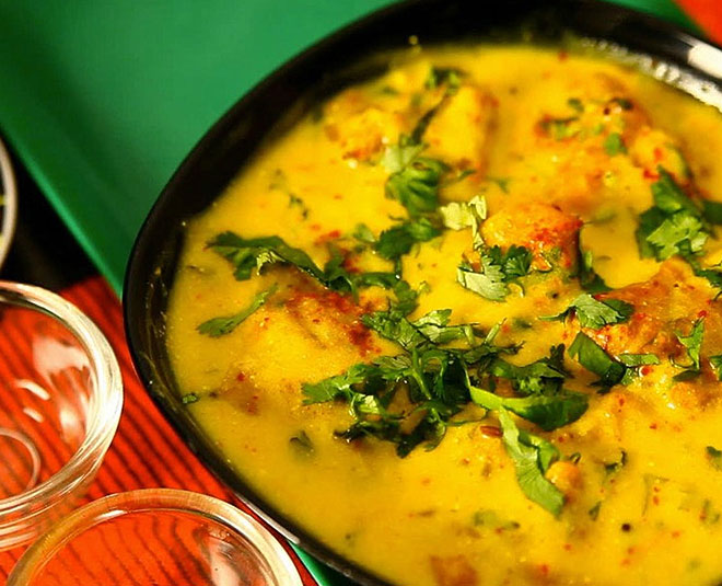 aloo kadi recipe inside 